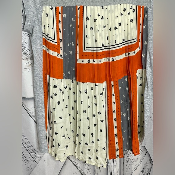 Anthropologie One Sept Top Pleated Back XL - Picture 3 of 7